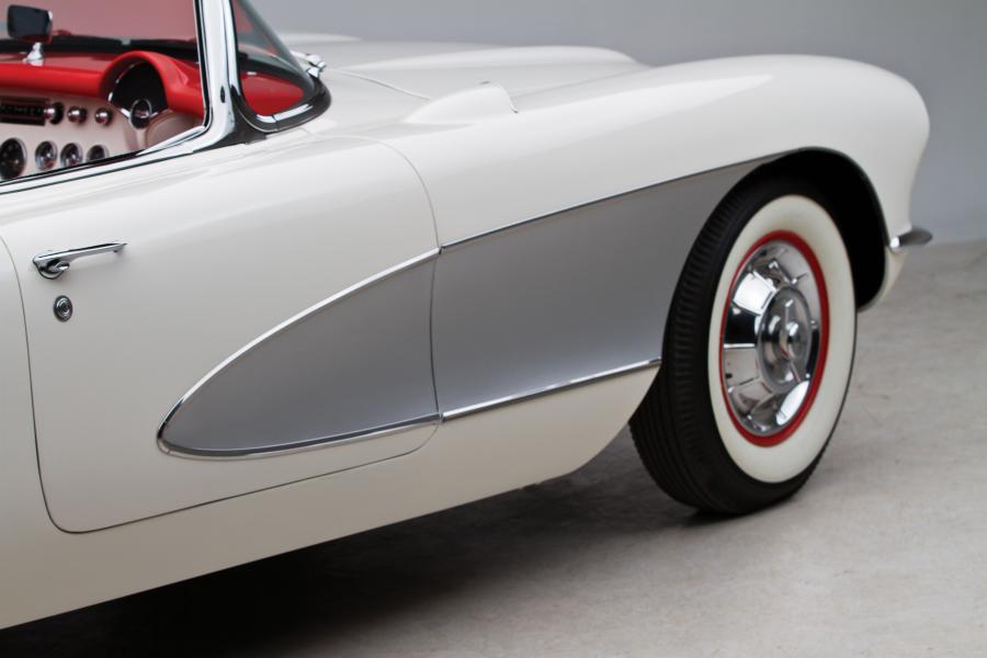  Chevrolet Corvette Roadster 1957 года  (фото 13 из 25)